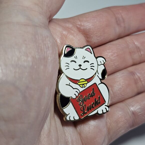 **Final Sale** Real Sic Gold Tone White And Black Enamel Good Luck Cat Pin - Picture 3 of 10